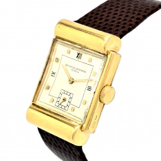 Vacheron & Constantin Wrist Watch CA1935-1940 | A Clean 18K Gold Hooded Lugged V&C