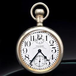 23 Jewel Waltham Vanguard Railroad Pocket Watch with Wind Indicator